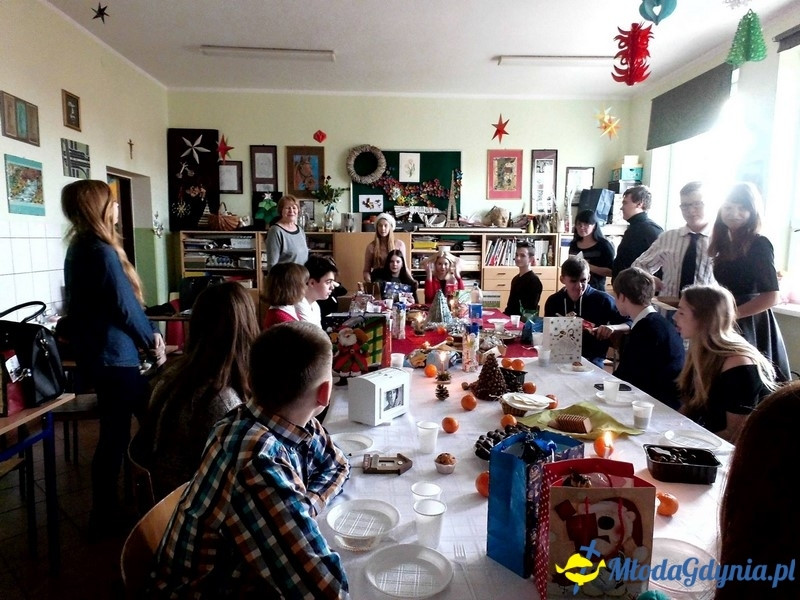 G 10 - Wigilie Klasowe i Wigilia dla nauczycieli i pracowników szkoły