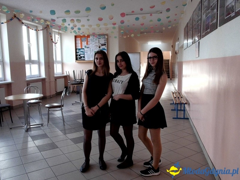 G 10 - Wigilie Klasowe i Wigilia dla nauczycieli i pracowników szkoły