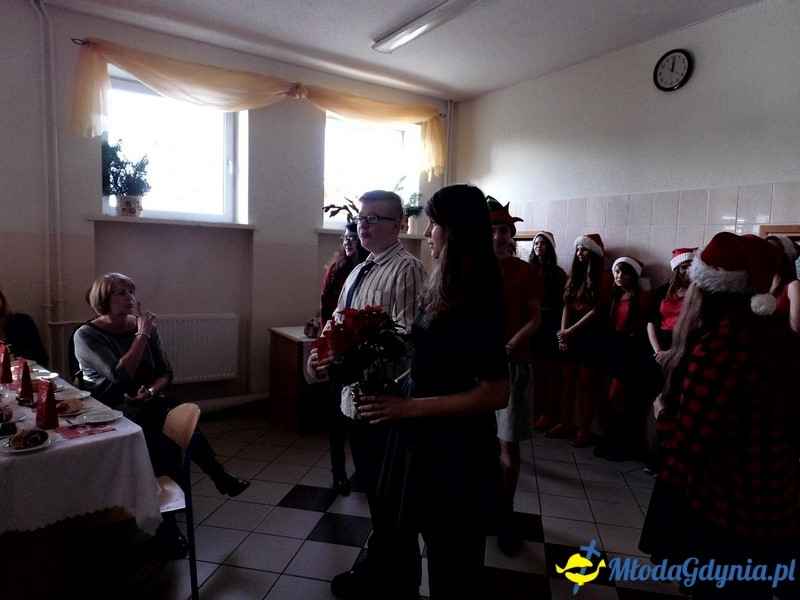 G 10 - Wigilie Klasowe i Wigilia dla nauczycieli i pracowników szkoły