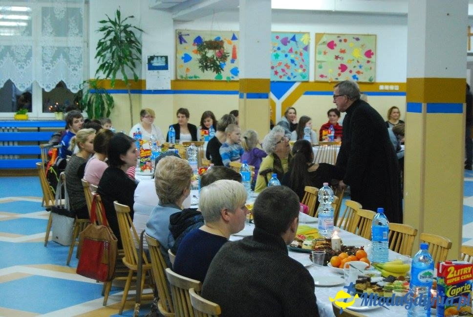 Spotkanie wigilijne mieszkańców dzielnicy Dąbrowa