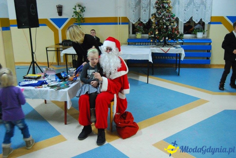 Spotkanie wigilijne mieszkańców dzielnicy Dąbrowa