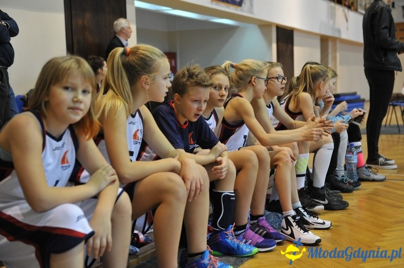 Turniej Mikołajkowy U-12 Kobiet