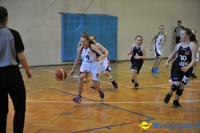 Turniej Mikołajkowy U-12 Kobiet