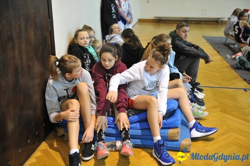 Turniej Mikołajkowy U-12 Kobiet