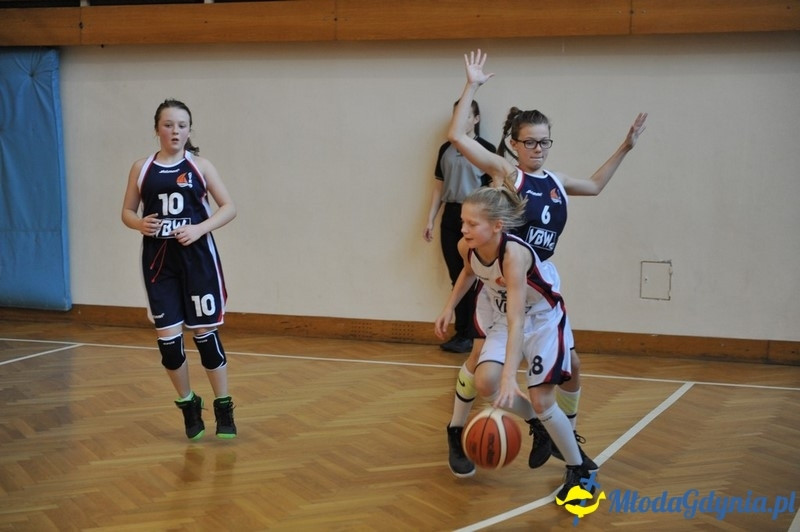 Turniej Mikołajkowy U-12 Kobiet
