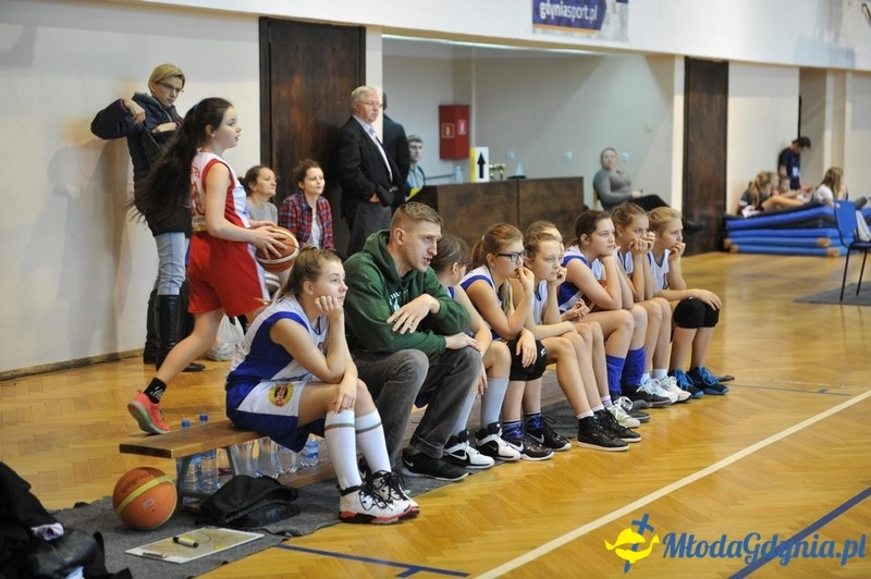 Turniej Mikołajkowy U-12 Kobiet