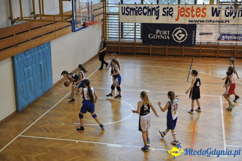 Turniej Mikołajkowy U-12 Kobiet