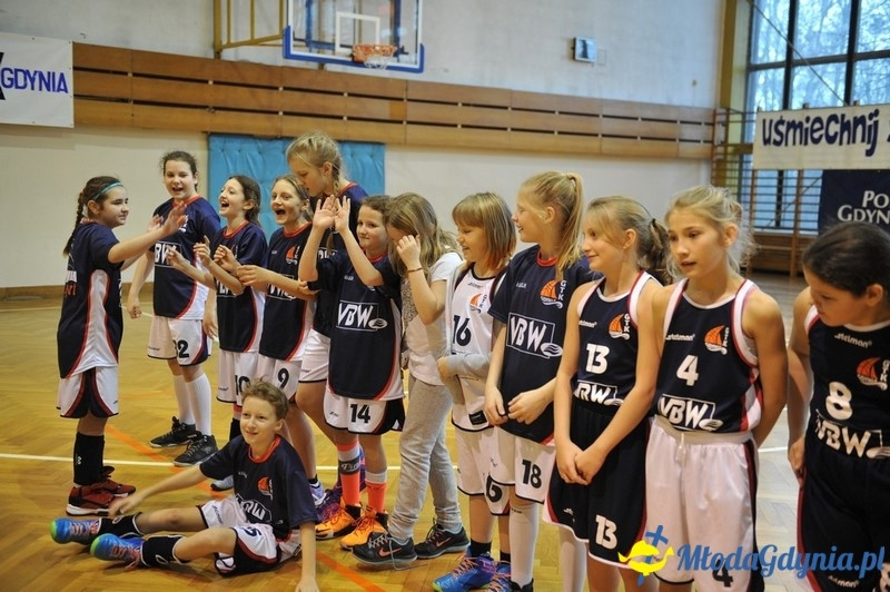 Turniej Mikołajkowy U-12 Kobiet
