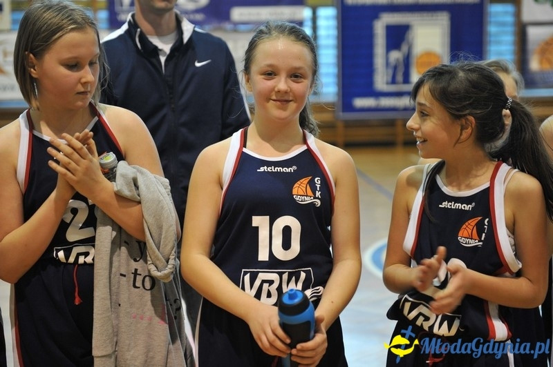 Turniej Mikołajkowy U-12 Kobiet