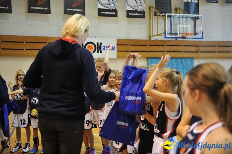 Turniej Mikołajkowy U-12 Kobiet