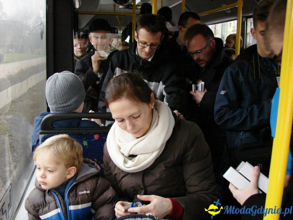 145 ruszyło w trasę