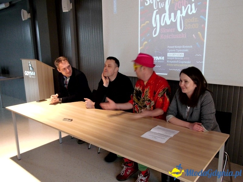 Konferencja prasowa poświęcona przygotowaniom do gdyńskiego Sylwestra.