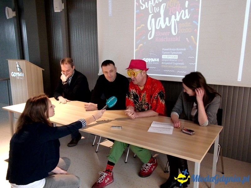 Konferencja prasowa poświęcona przygotowaniom do gdyńskiego Sylwestra.