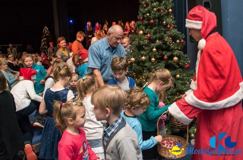 Mała Gdyńska Filharmonia - Świąteczna gwiazdka na wiele głosów