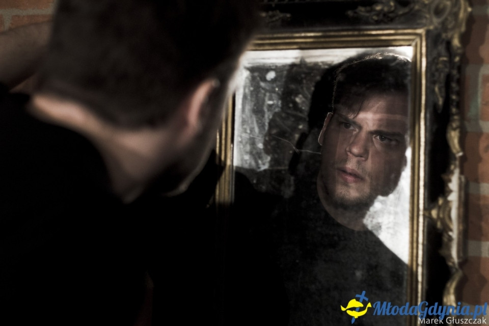 Pomiędzy wg Ślubu Witolda Gombrowicza