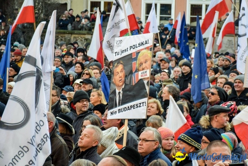 Wolne media - Demonstracja w obronie mediów publicznych