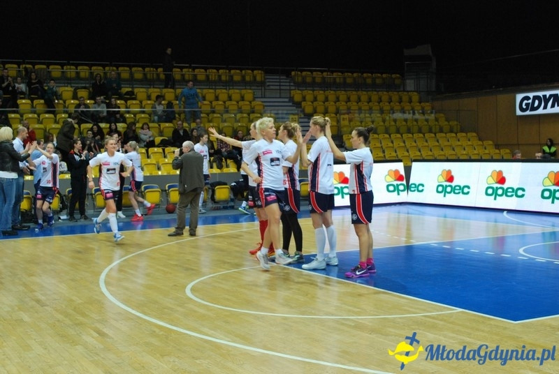 Basket Gdynia - Olimpia Grodno 09.01.16 (II)