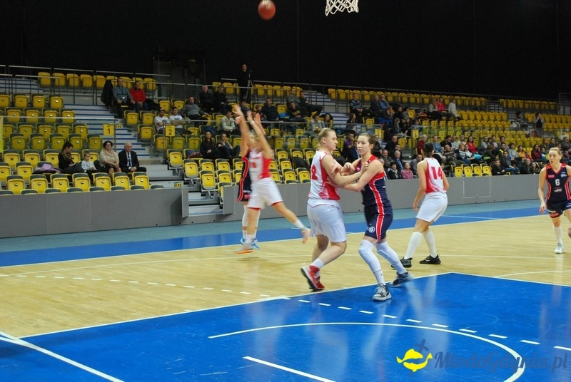 Basket Gdynia - Olimpia Grodno 09.01.16 (II)