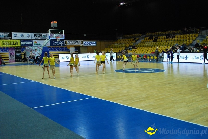 Basket Gdynia - Olimpia Grodno 09.01.16 (II)
