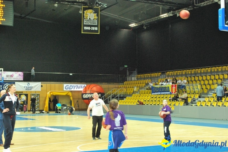 Basket Gdynia - Olimpia Grodno 09.01.16 (II)