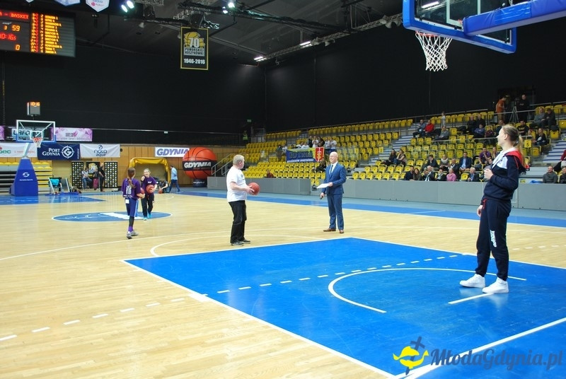 Basket Gdynia - Olimpia Grodno 09.01.16 (II)