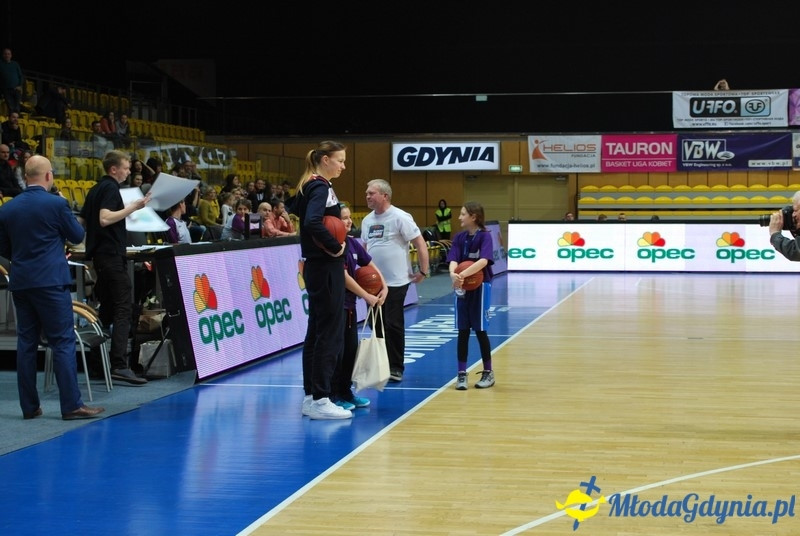 Basket Gdynia - Olimpia Grodno 09.01.16 (II)