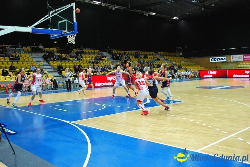 Basket Gdynia - Olimpia Grodno 09.01.16 (II)