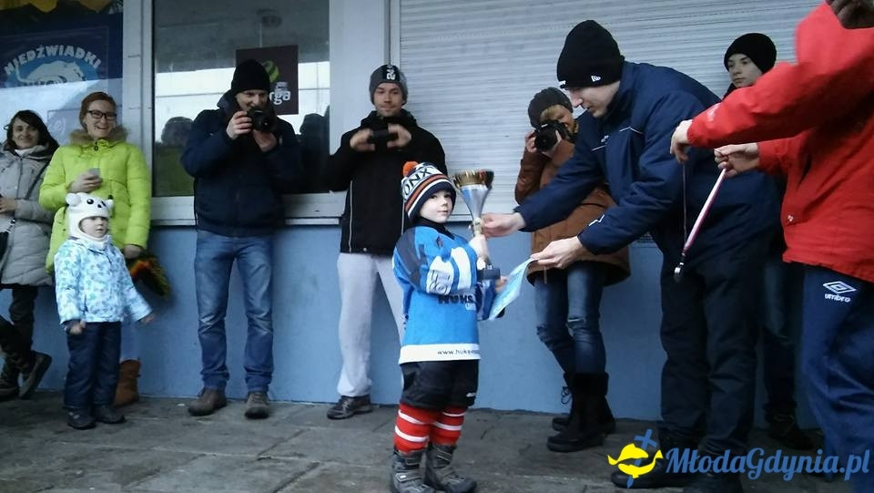 VI Nieoficjalne Mistrzostwa Pomorza w Mini Hokeju - Niedźwiadki na drugim miejscu