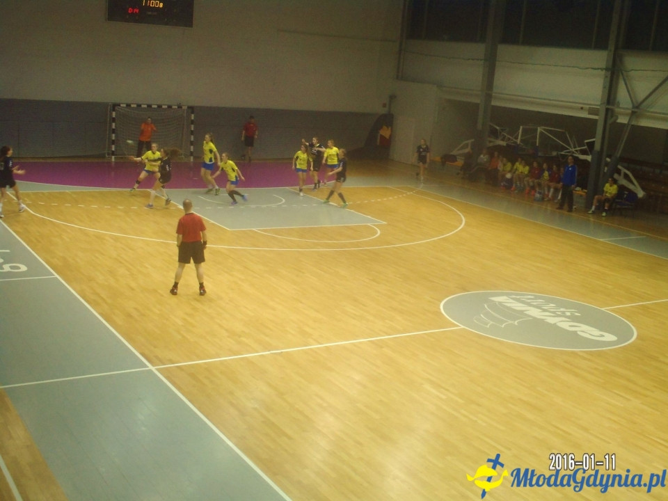 Vistal Gdynia Juniorki Młodsze-MTS Kwidzyn 23:20 (14:6)