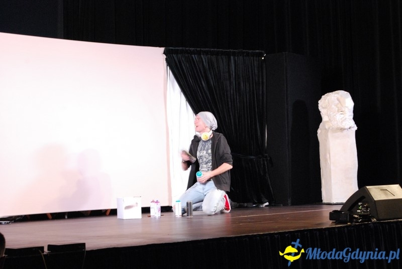 Od Grecji do graffiti - przedstawienie w sali portu