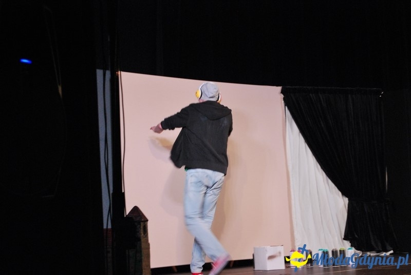 Od Grecji do graffiti - przedstawienie w sali portu