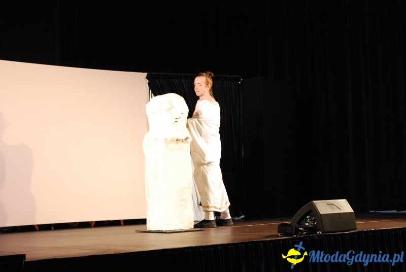 Od Grecji do graffiti - przedstawienie w sali portu