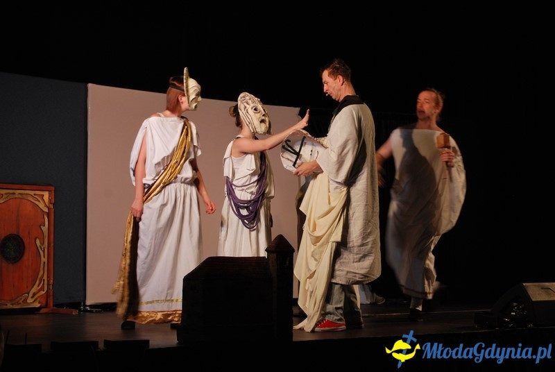 Od Grecji do graffiti - przedstawienie w sali portu