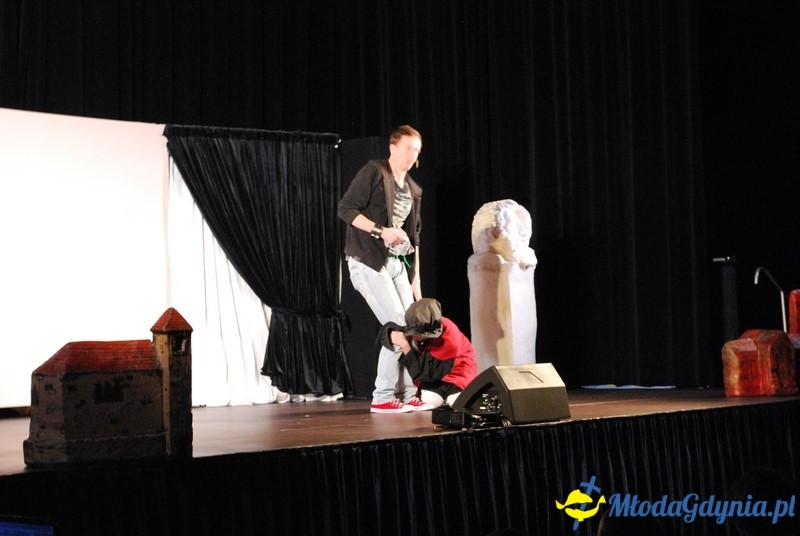 Od Grecji do graffiti - przedstawienie w sali portu