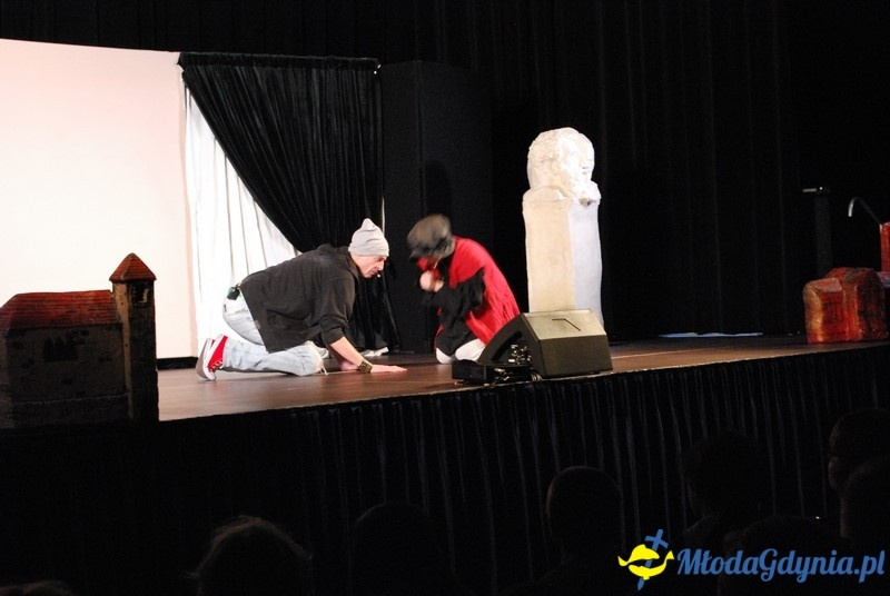 Od Grecji do graffiti - przedstawienie w sali portu