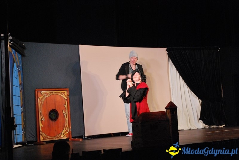 Od Grecji do graffiti - przedstawienie w sali portu