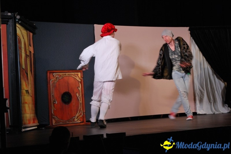 Od Grecji do graffiti - przedstawienie w sali portu