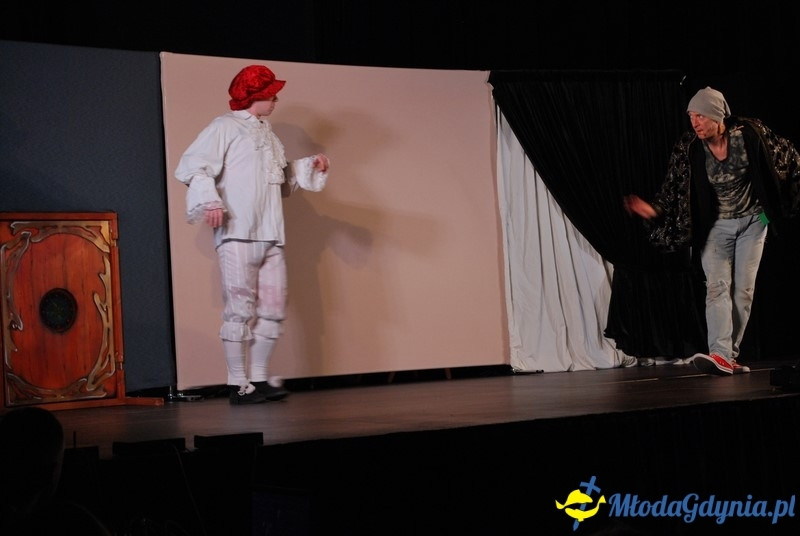 Od Grecji do graffiti - przedstawienie w sali portu