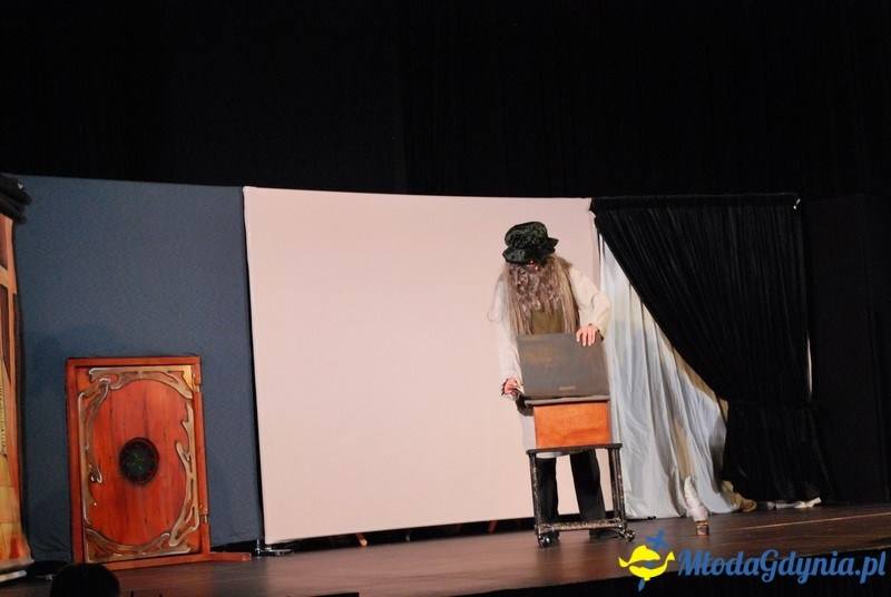 Od Grecji do graffiti - przedstawienie w sali portu