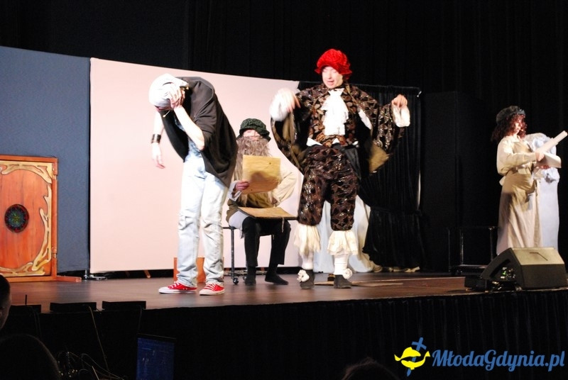 Od Grecji do graffiti - przedstawienie w sali portu