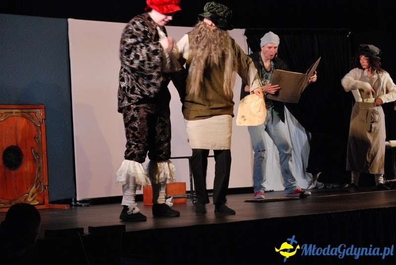 Od Grecji do graffiti - przedstawienie w sali portu