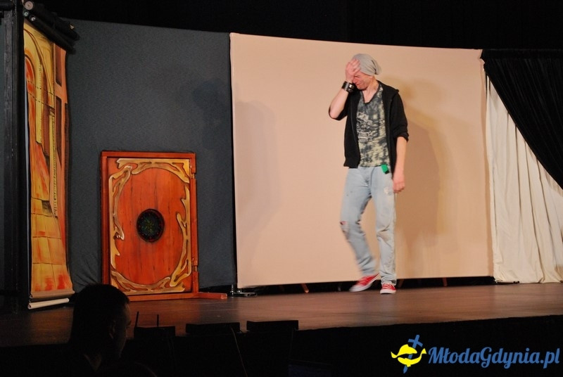 Od Grecji do graffiti - przedstawienie w sali portu