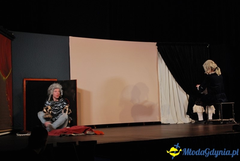 Od Grecji do graffiti - przedstawienie w sali portu