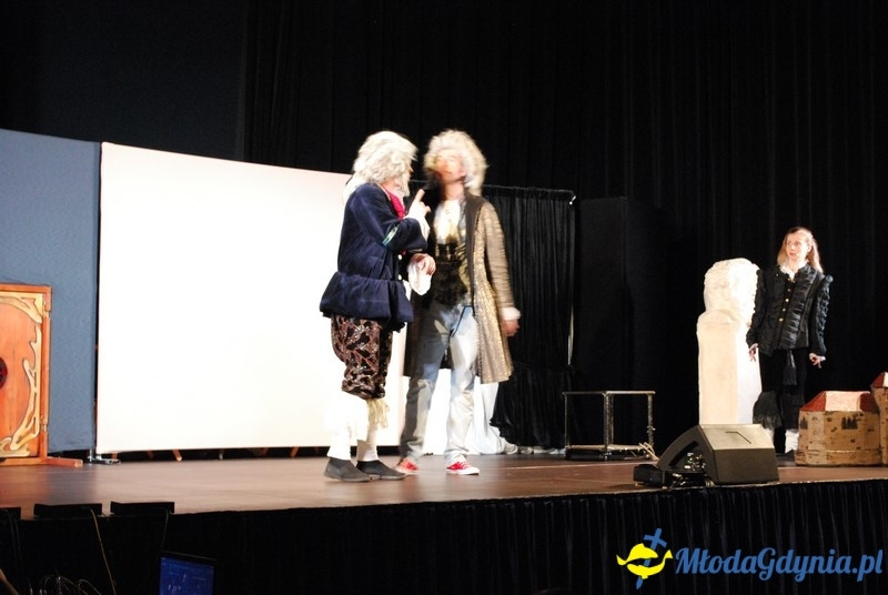 Od Grecji do graffiti - przedstawienie w sali portu