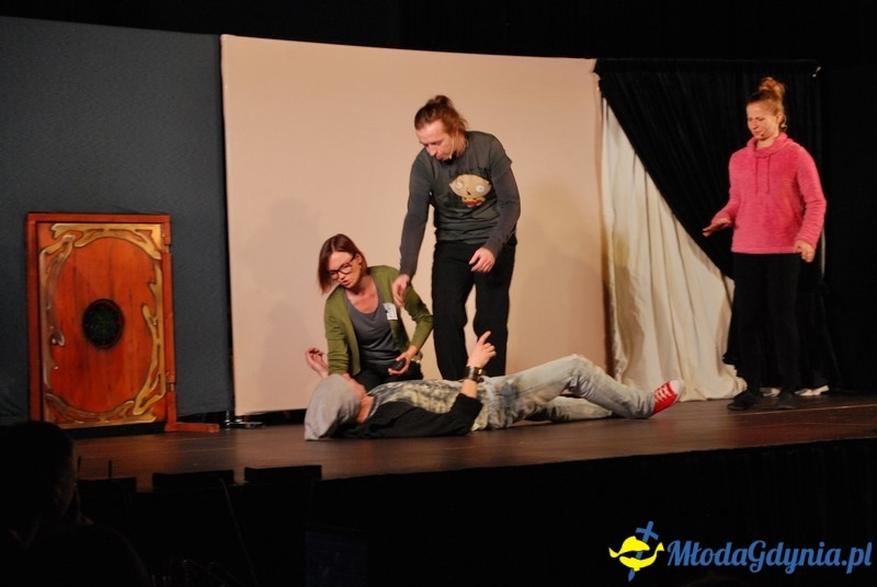 Od Grecji do graffiti - przedstawienie w sali portu