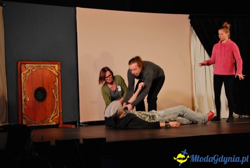 Od Grecji do graffiti - przedstawienie w sali portu