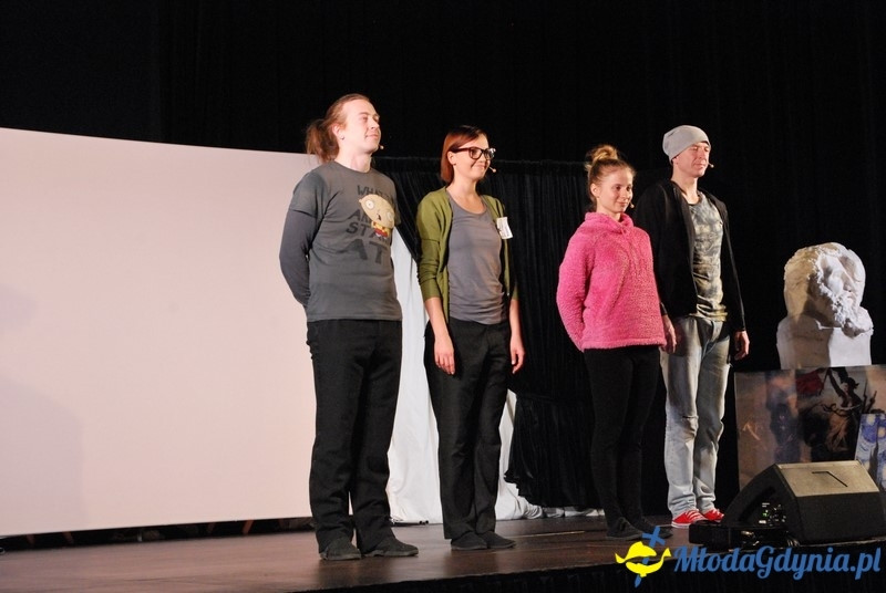 Od Grecji do graffiti - przedstawienie w sali portu