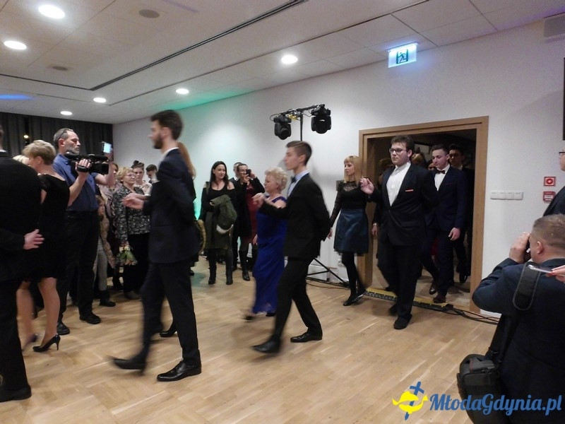 Studniówka II LO im. Adama Mickiewicza w Gdyni ( II )