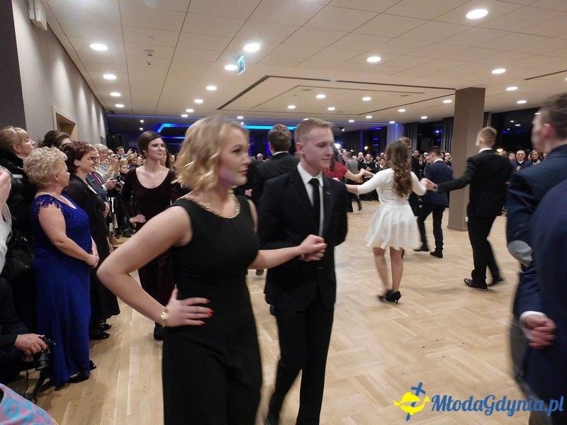 Studniówka II LO im. Adama Mickiewicza w Gdyni ( II )