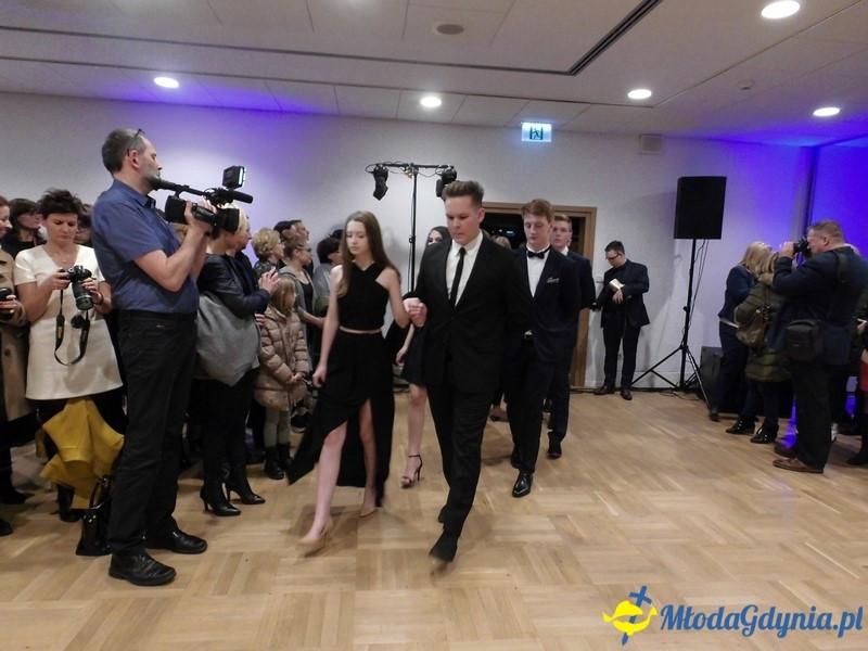 Studniówka II LO im. Adama Mickiewicza w Gdyni ( II )